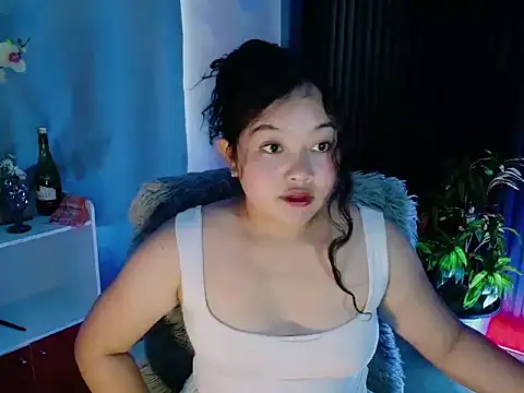 UrFavouriteCravings online show from 02/23/26, 03:15