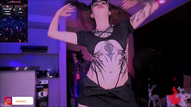 VanessaBlackrose online show from 04/14/26, 09:26