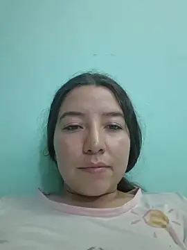 annyaparis online show from 10/17/25, 01:42