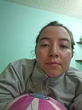 annyaparis online show from 11/04/25, 01:48