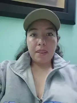 annyaparis online show from 11/20/25, 01:06