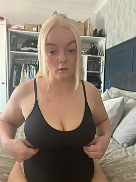 lusciouslylou online show from 06/26/26, 08:52