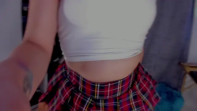 AmaruBloom online show from 10/01/25, 01:00