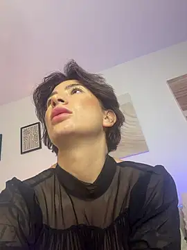 VioFemme online show from 11/11/25, 02:39