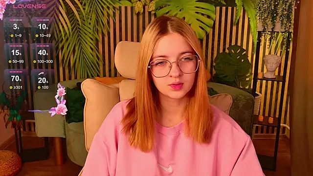 Snapshot of AmeliWhite chatting on 11/30/25, 07:23 AmeliWhite online show from 11/30/25, 07:23