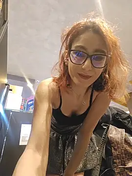 YuriXo online show from 02/14/26, 08:11