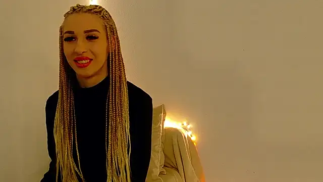 Sia a online show from 12/16/25, 04:50