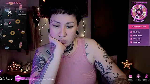 Senorita  Dakota online show from 11/15/25, 11:43