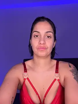 LaPetiteKim online show from 01/14/26, 08:03