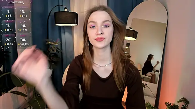 PollyMayer online show from 03/28/26, 08:41