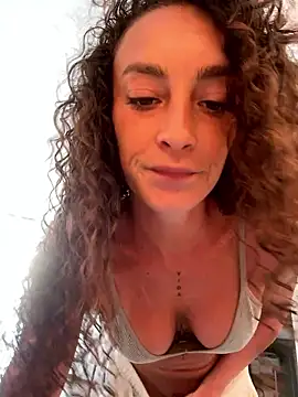 Martyca Beee online show from 05/10/26, 03:17