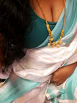 Tamil Ammani online show from 10/23/25, 11:14