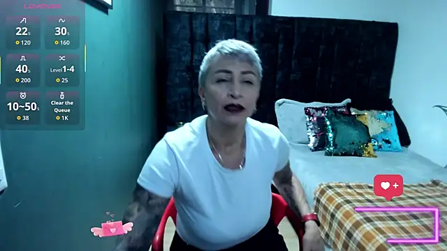 Charlotte  Gray online show from 12/18/25, 07:31