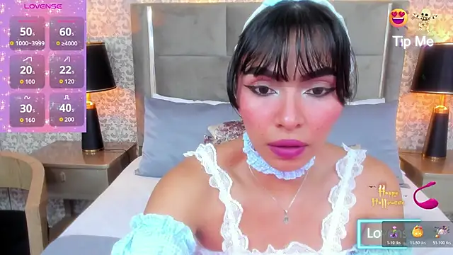 KoralBlum online show from 10/31/25, 01:06