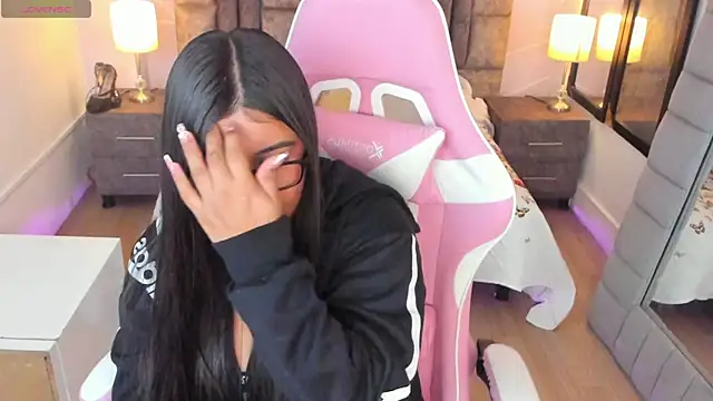 AnnaSwift  online show from 01/13/26, 12:32