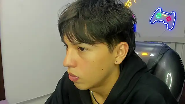 StiwenTwink online show from 10/03/25, 01:08