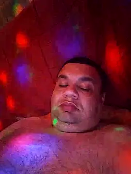 Snapshot of MCDg2025 chatting on 01/06/26, 02:37 MCDg2025 online show from 01/06/26, 02:37