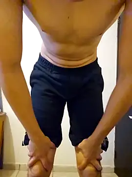 Snapshot of Sasu88_2 chatting on 10/12/25, 08:52 Sasu88 2 online show from 10/12/25, 08:52