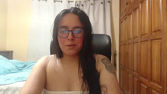 Venus cat  online show from 06/18/26, 02:01