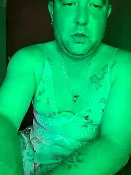 Snapshot of hot-brabo chatting on 10/17/25, 12:52 hot-brabo online show from 10/17/25, 12:52