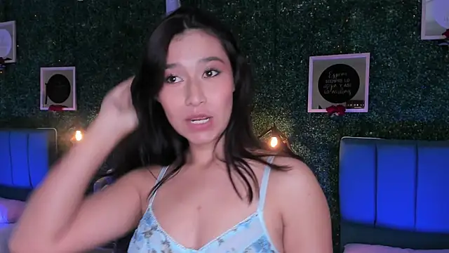 Snapshot of Rubyvixxen_ chatting on 11/09/25, 02:54 Rubyvixxen online show from 11/09/25, 02:54