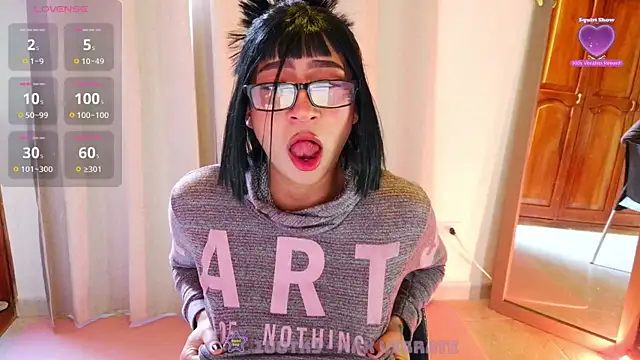 emma web  online show from 03/20/26, 04:34