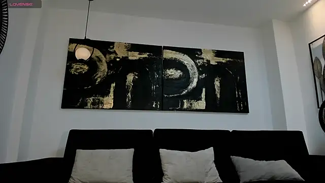 EmilyJohnsonX1 online show from 12/03/25, 03:14