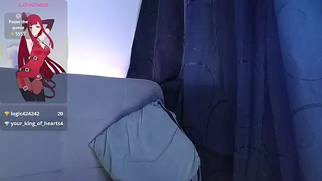 JuliethaFox online show from 06/11/26, 02:53