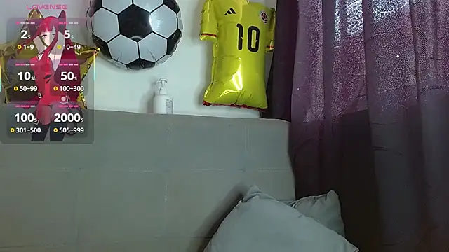 JuliethaFox online show from 07/03/26, 04:57