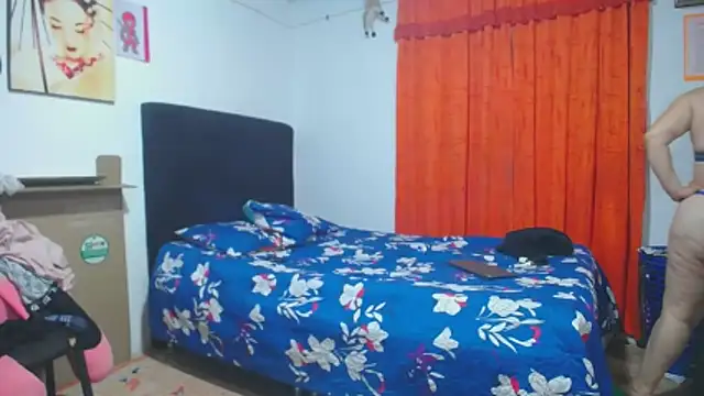 Snapshot of Meloncillo_and_Babyliss99 chatting on 03/03/26, 12:17 Meloncillo and Babyliss99 online show from 03/03/26, 12:17