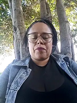 Italia 12 online show from 11/26/25, 09:05