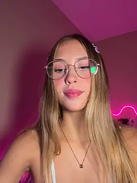 fanyabbey online show from 04/21/26, 01:53