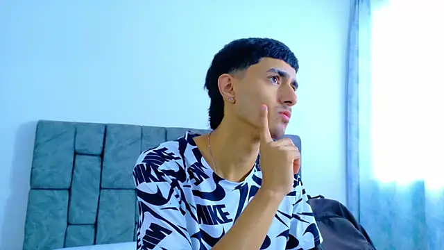 Anthony carter online show from 10/10/25, 01:43