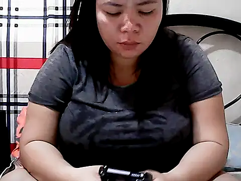 HornyPussie69 online show from 04/01/26, 12:11