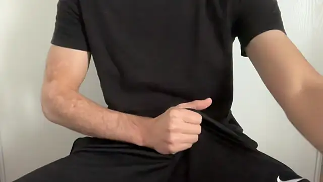 Snapshot of ncjuice_ chatting on 11/09/25, 02:15 ncjuice online show from 11/09/25, 02:15