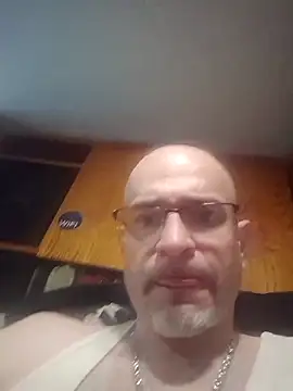 Curious9884 online show from 04/15/26, 03:57