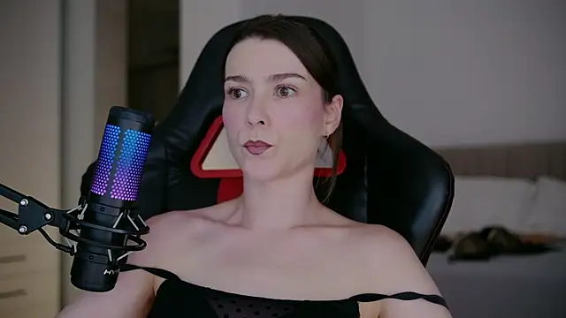 WowHelloAlice online show from 03/01/26, 11:18