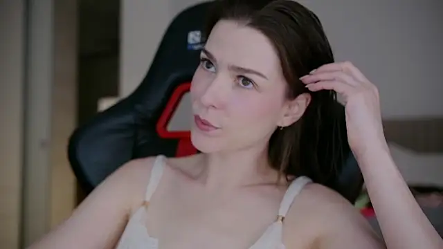 WowHelloAlice online show from 03/30/26, 11:28