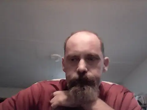 Snapshot of crazyheratic8 chatting on 11/21/25, 10:30 crazyheratic8 online show from 11/21/25, 10:30