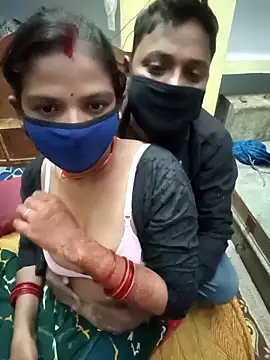 Snapshot of Neelam-baby1 chatting on 10/09/25, 04:38 Neelam-baby1 online show from 10/09/25, 04:38