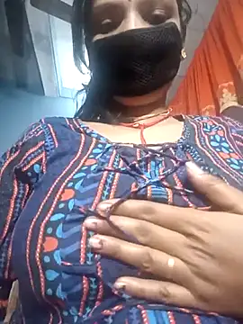 Snapshot of Neelam-baby1 chatting on 11/15/25, 06:59 Neelam-baby1 online show from 11/15/25, 06:59