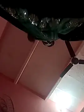 Snapshot of Neelam-baby1 chatting on 11/24/25, 03:34 Neelam-baby1 online show from 11/24/25, 03:34