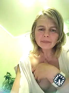 Masha412111 online show from 12/02/25, 08:59