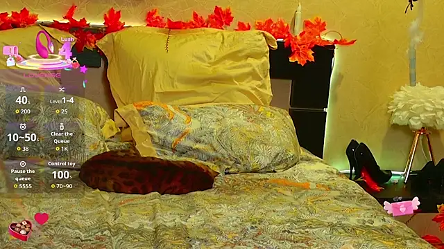 EmilyWhispers online show from 11/05/25, 07:36