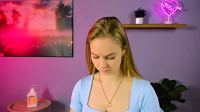 Snapshot of dakota_night_ chatting on 11/27/25, 12:18 dakota night online show from 11/27/25, 12:18