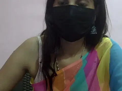 Laila Cute online show from 04/15/26, 05:31