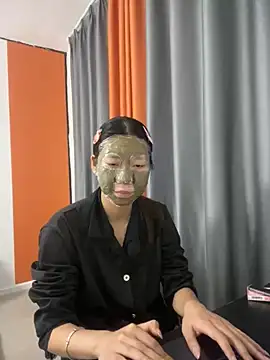 Snapshot of chibaoao66 chatting on 11/23/25, 02:50 chibaoao66 online show from 11/23/25, 02:50