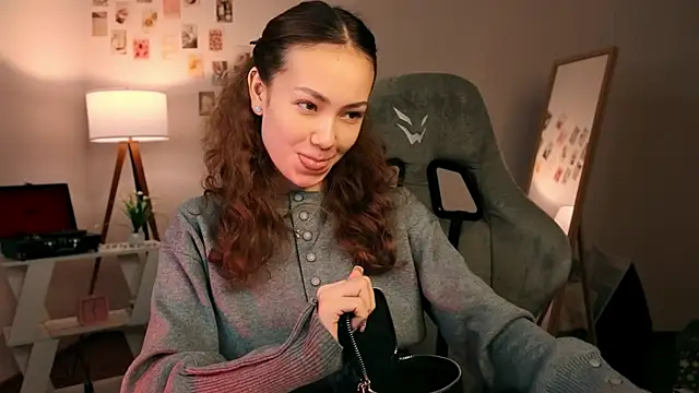 branchwithflowerss online show from 11/24/25, 11:54