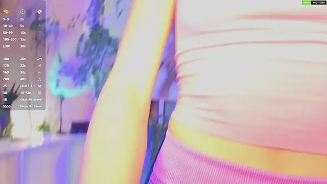 JulieLupo online show from 12/01/25, 07:13