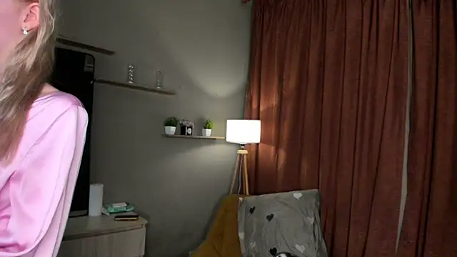 PocketDollX online show from 06/14/26, 04:42